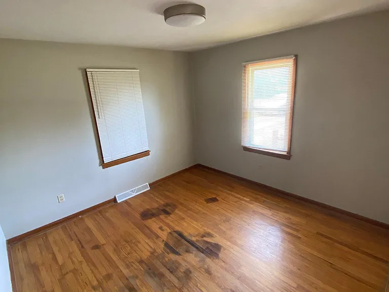 5825 N Liddell Ln — Photo 35
