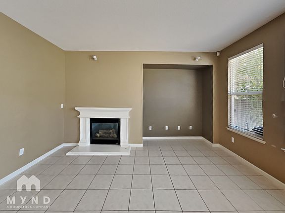 3rd image of 615 Maddalena Way