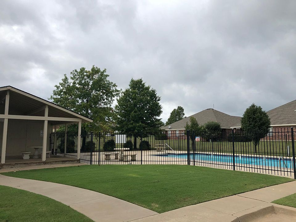 1st image of 11715 Hollyrock Ct