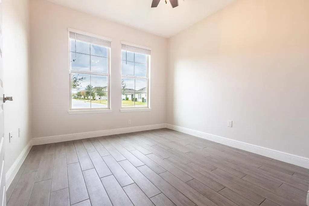 10207 Atwater Bay Dr — Photo 2