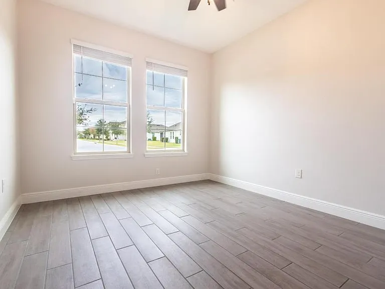 10207 Atwater Bay Dr — Photo 2
