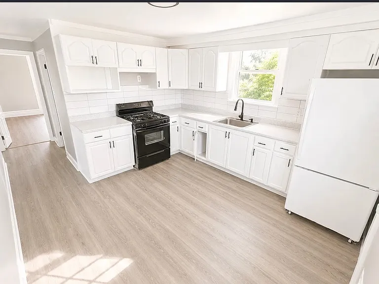 49 Norwood St #2L — Photo 7