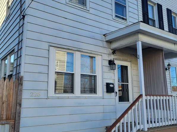 226 Green St, Tamaqua, PA 18252