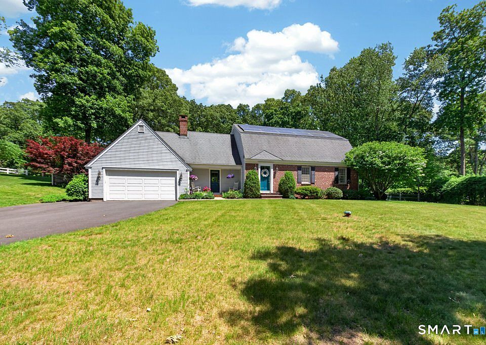 1st image of 40 Southshire Drive