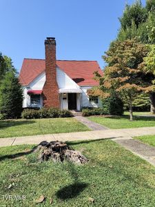 217 W I St, Elizabethton, TN, 37643