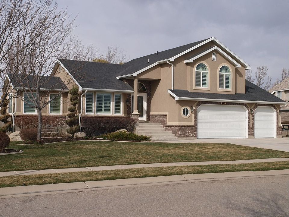 1st image of 9526 S High Meadow Dr