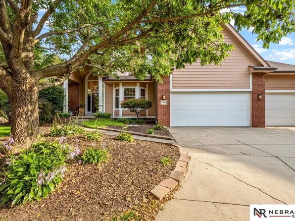 14010 Browne Cir, Omaha, NE 68164