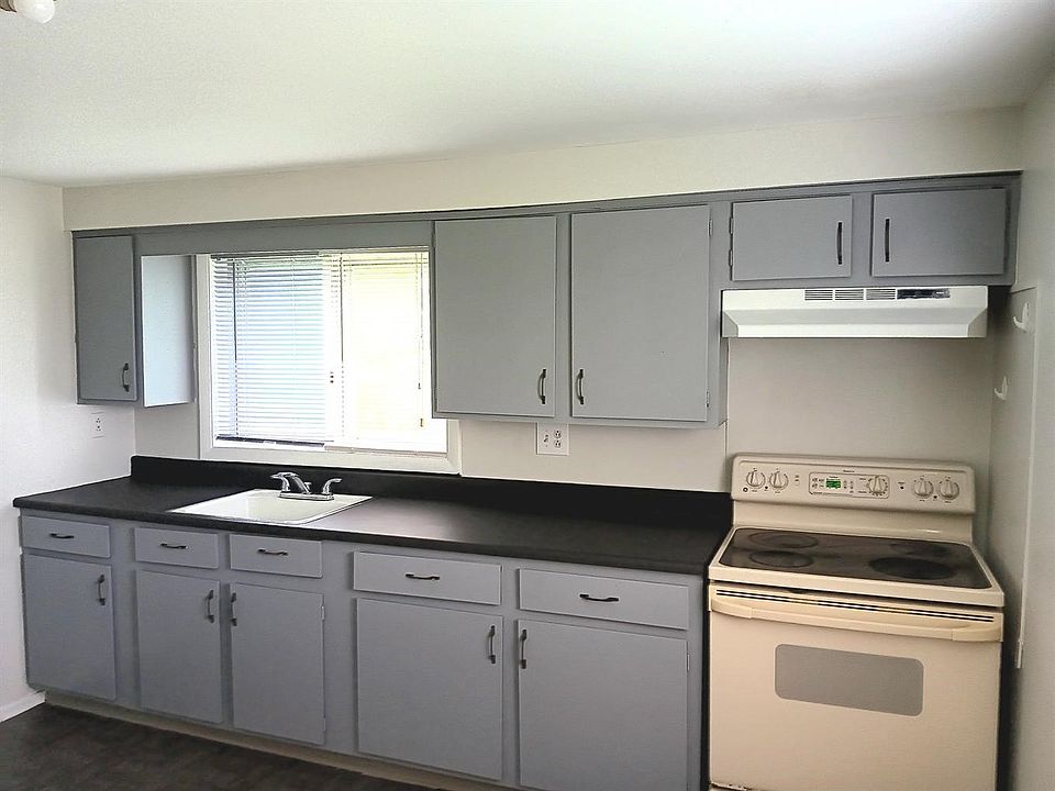 1st image of 1887 Brooks Avenue Ext APT 3