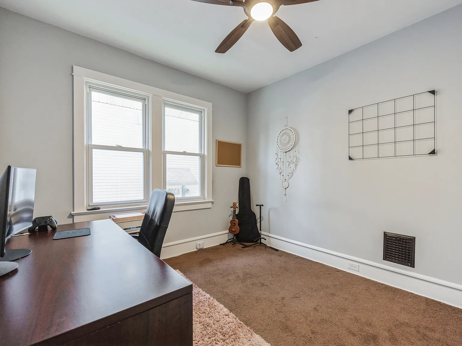 3 bed, 1527 sqft, $3,700 — Photo 3