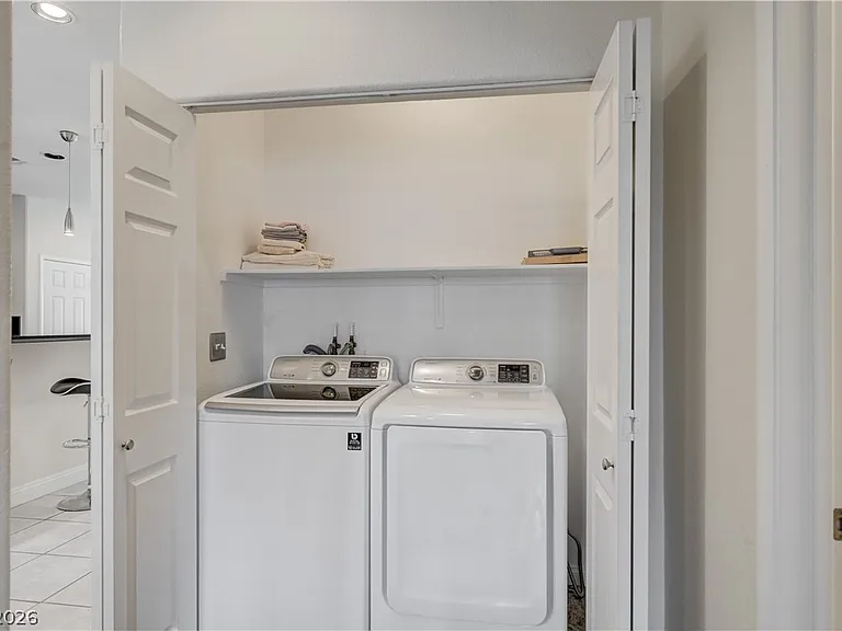 804 Peachy Canyon Cir #201 — Photo 31