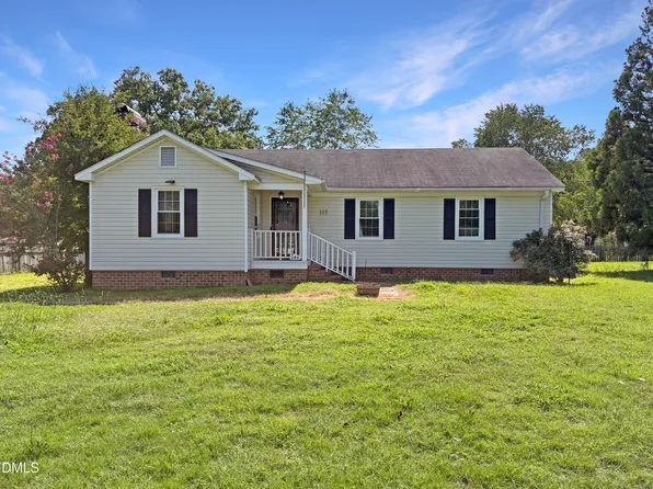 105 Sandy Hill Ct, Rocky Mount, NC 27803