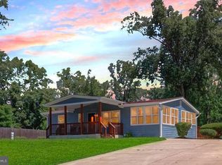 5463 Sands Rd, Lothian, MD 20711