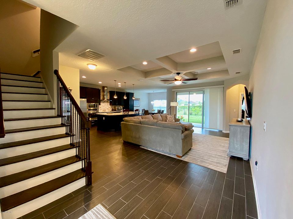 1st image of 114 Mercutio Ln