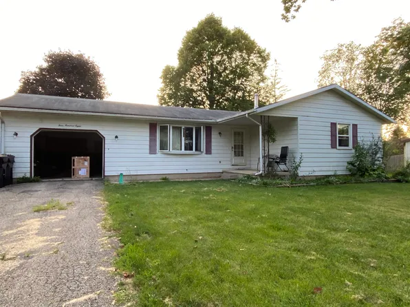 408 Iroquois Ct, Deforest, WI 53532