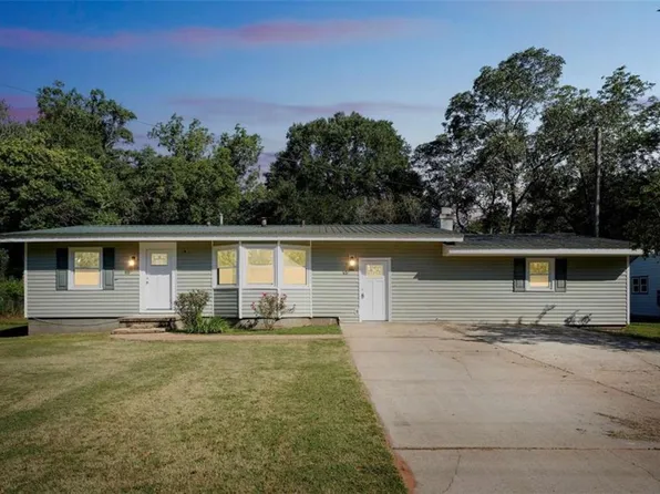 309 Lagrange St, Grantville, GA 30220