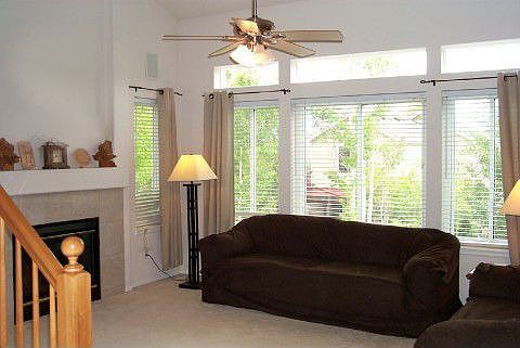 Bright/Vaulted Family Room