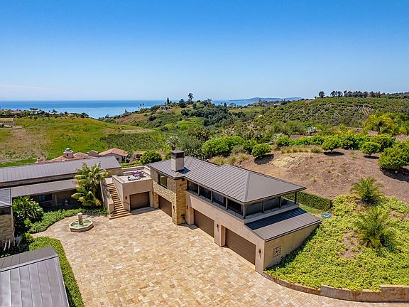 3rd image of 2700 Vista Oceano Ln