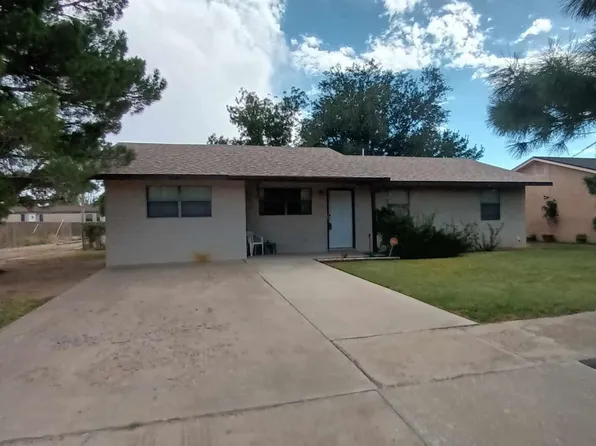 1004 Lusk St, Roswell, NM 88203