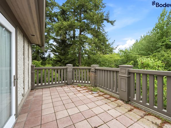 6 bedroom rental in Vancouver — photo 21