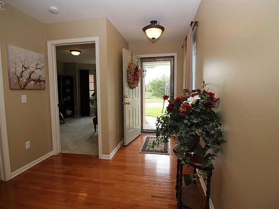 3rd image of 5946 Augusta Ln #1