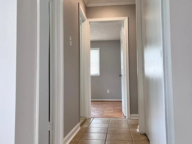 5350 Ravensworth Rd — Photo 24