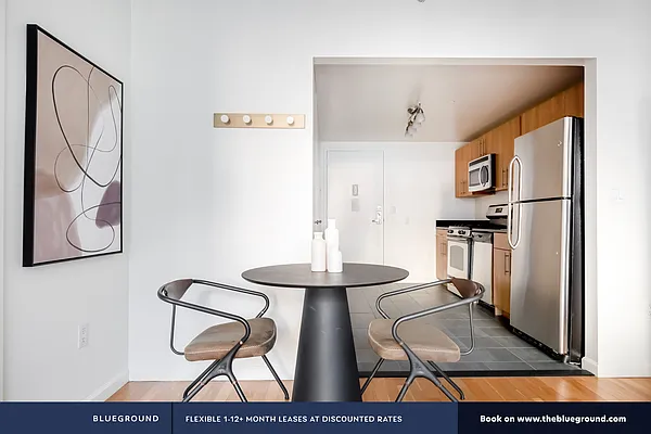 Rented by The Blueground | media 307