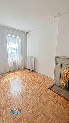 Rented by Brighton Management | media 12