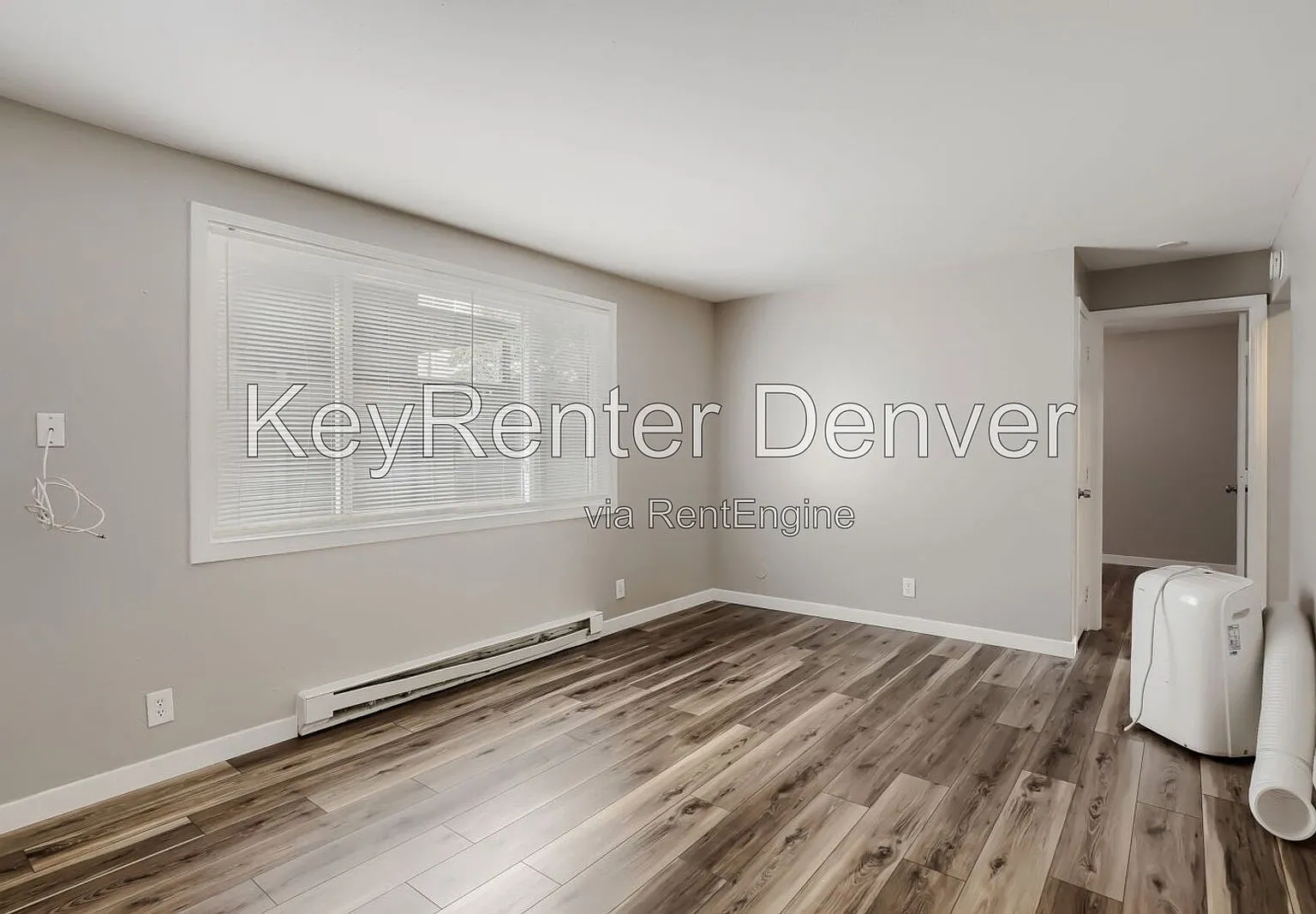 2 bed, 1.0 bath, 705 sqft, $1,295 — Photo 4