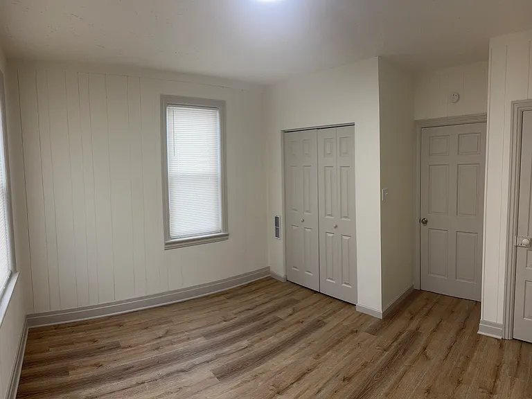 552 Church St — Photo 16