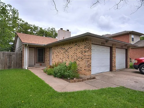 1714 Rawhide Loop Photo 1