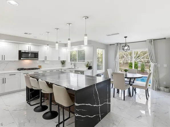 7012 Geese Gathering St, North Las Vegas, NV 89084