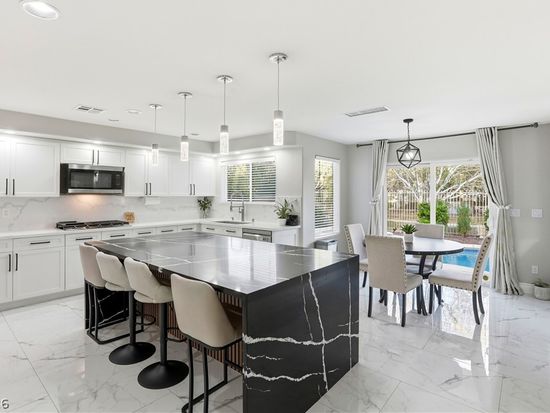 7012 Geese Gathering St, North Las Vegas, NV 89084