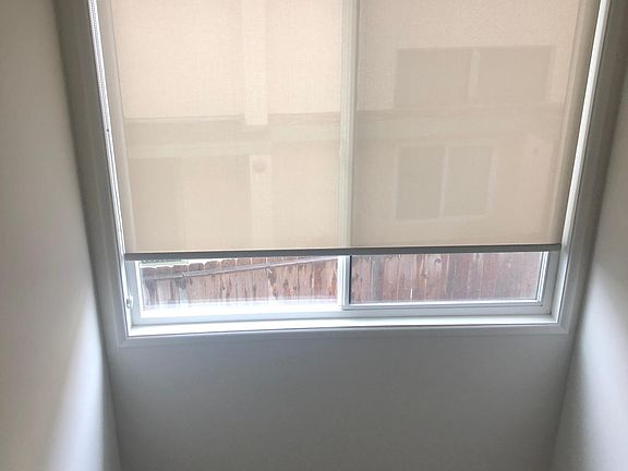 4th image of 2512 Curtis Ave