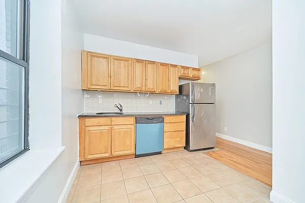 Rented by Living New York | media 12