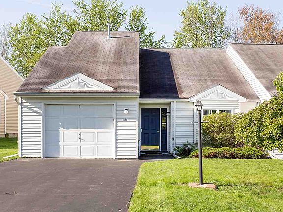 2nd image of 1121 Spearhead Dr