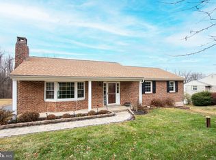 1287 Sheep Hill Rd, Pottstown, PA 19465