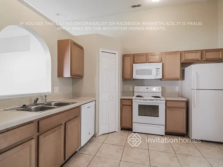 103 Broadarrow Pl — Photo 8