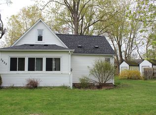 7922 Coyle Rd, Whitmore Lake, MI 48189