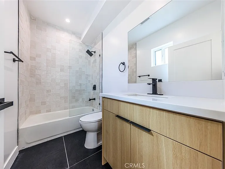 2426 S West View St #3 — Photo 13