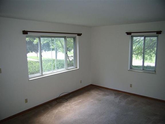 2nd image of 144 E Stafford Ave