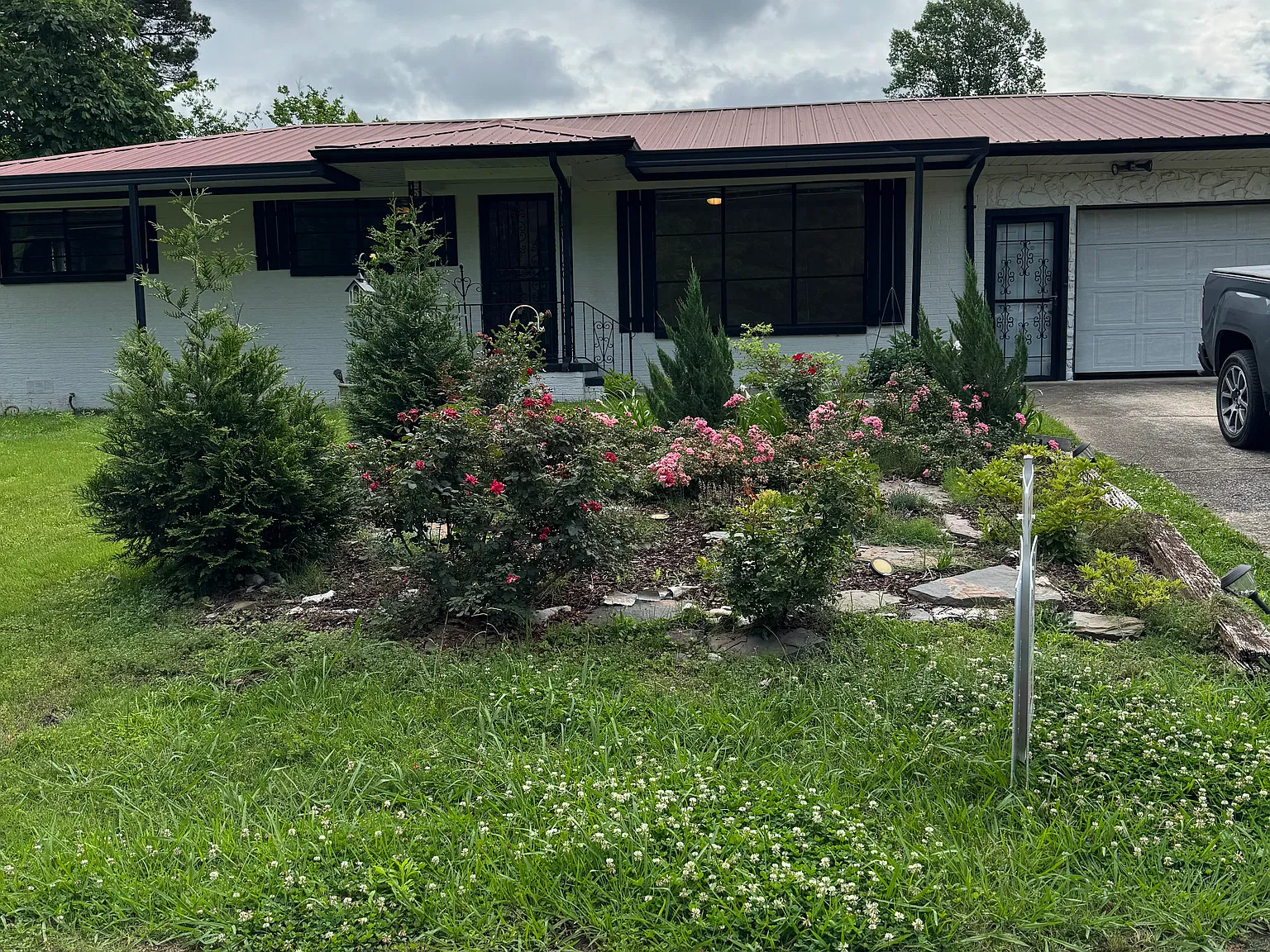 3 bed, 1175 sqft, $1,400 — Photo 2