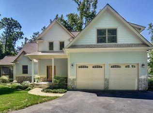 79 Crestridge Dr, Asheville, NC 28803