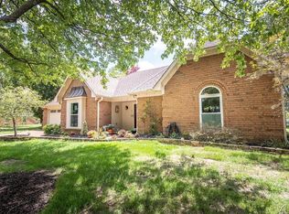 8481 Overcup Oaks Dr, Cordova, TN 38018