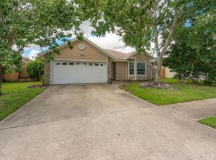 609 Celebrity Ct, Jacksonville, FL 32225