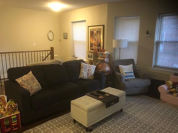 3rd image of 5056 N Winchester Ave #1GH