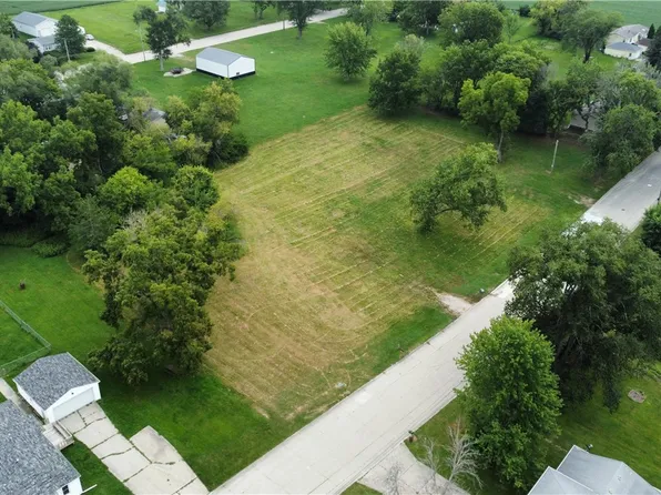 1400 E 6th St S, Newton, IA 50208