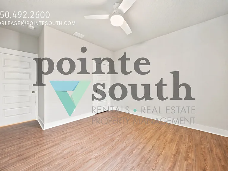 1010 N D St — Photo 11
