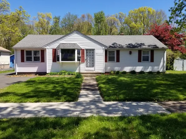 11 Howe St, North Haven, CT 06473