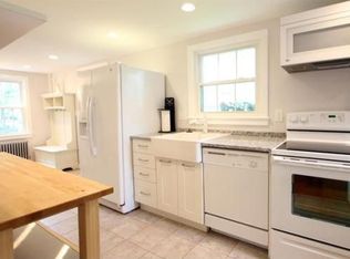 33 Birch St, Marblehead, MA 01945