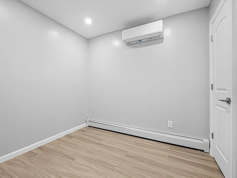 1425 Prospect Pl #2 — Photo 10